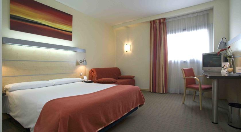 Holiday Inn Express Alcobendas, an IHG hotel Exterior foto