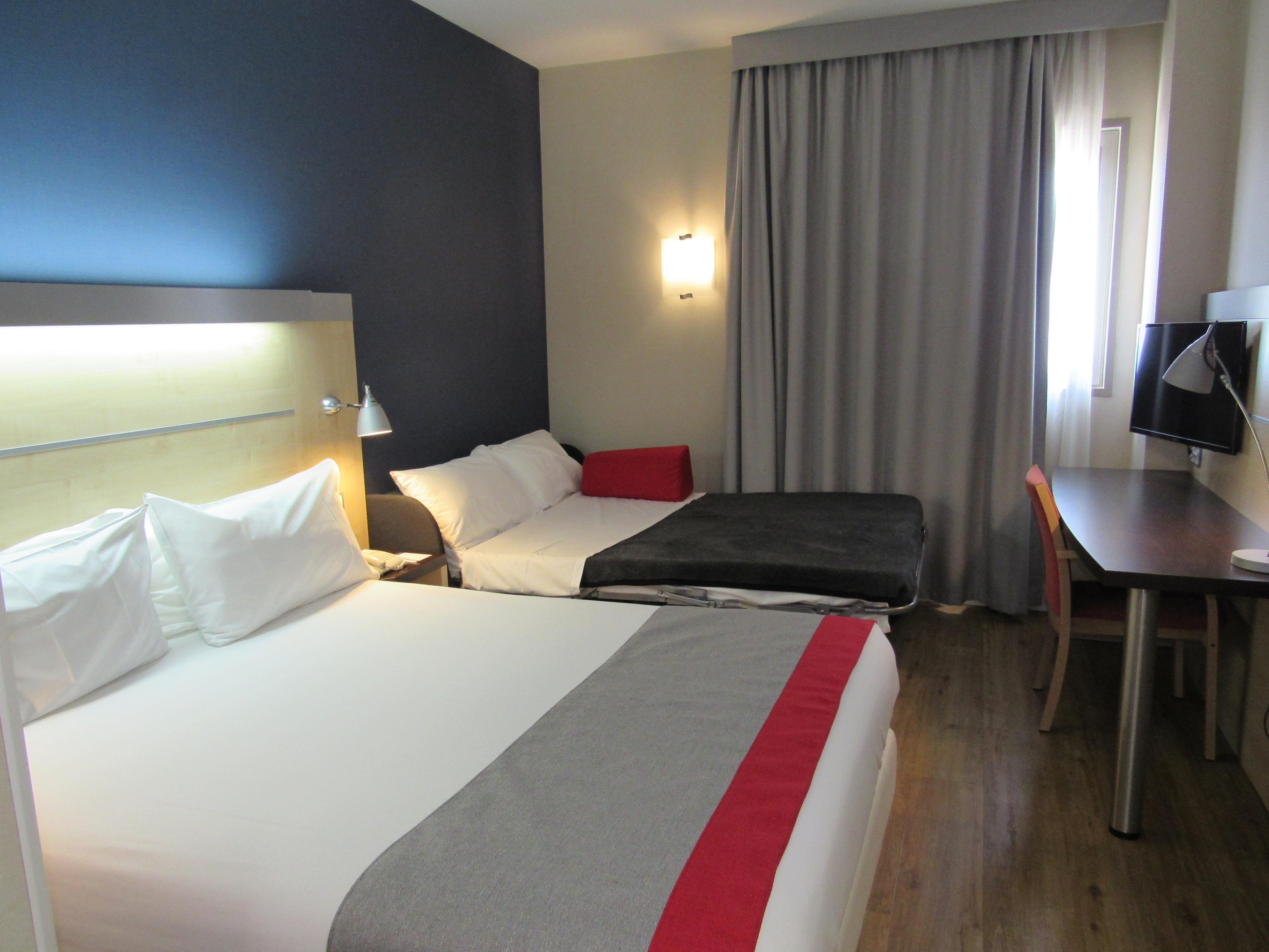 Holiday Inn Express Alcobendas, an IHG hotel Exterior foto