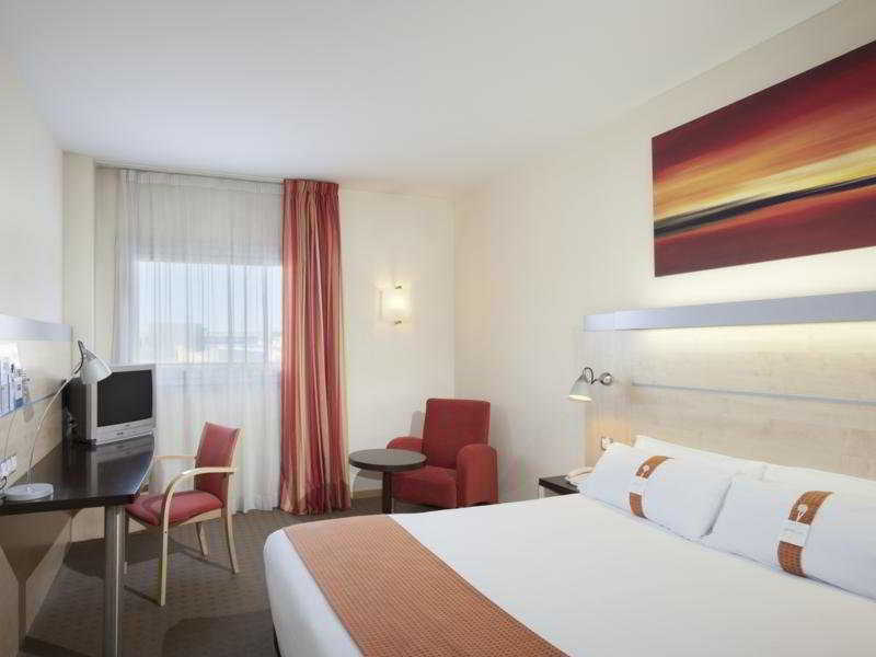 Holiday Inn Express Alcobendas, an IHG hotel Exterior foto