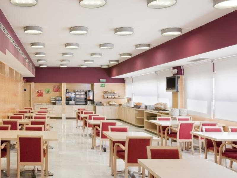 Holiday Inn Express Alcobendas, an IHG hotel Exterior foto